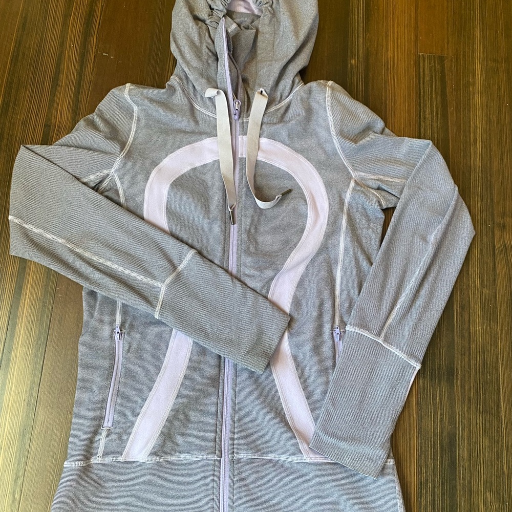 Lululemon zip front hoodie, lavender, size 6